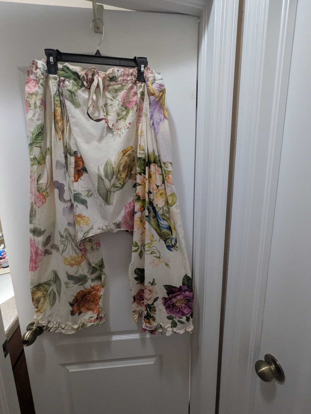 Indi Sai Floral Bloomers In White with Adjustable Drawstring Waist
